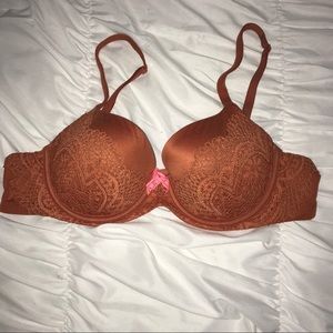 Victoria’s Secret Body by Victoria’s Demi bra 36 B